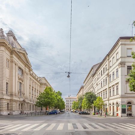 Freedom Apartment Near Parlament With Ac Budapest Esterno foto