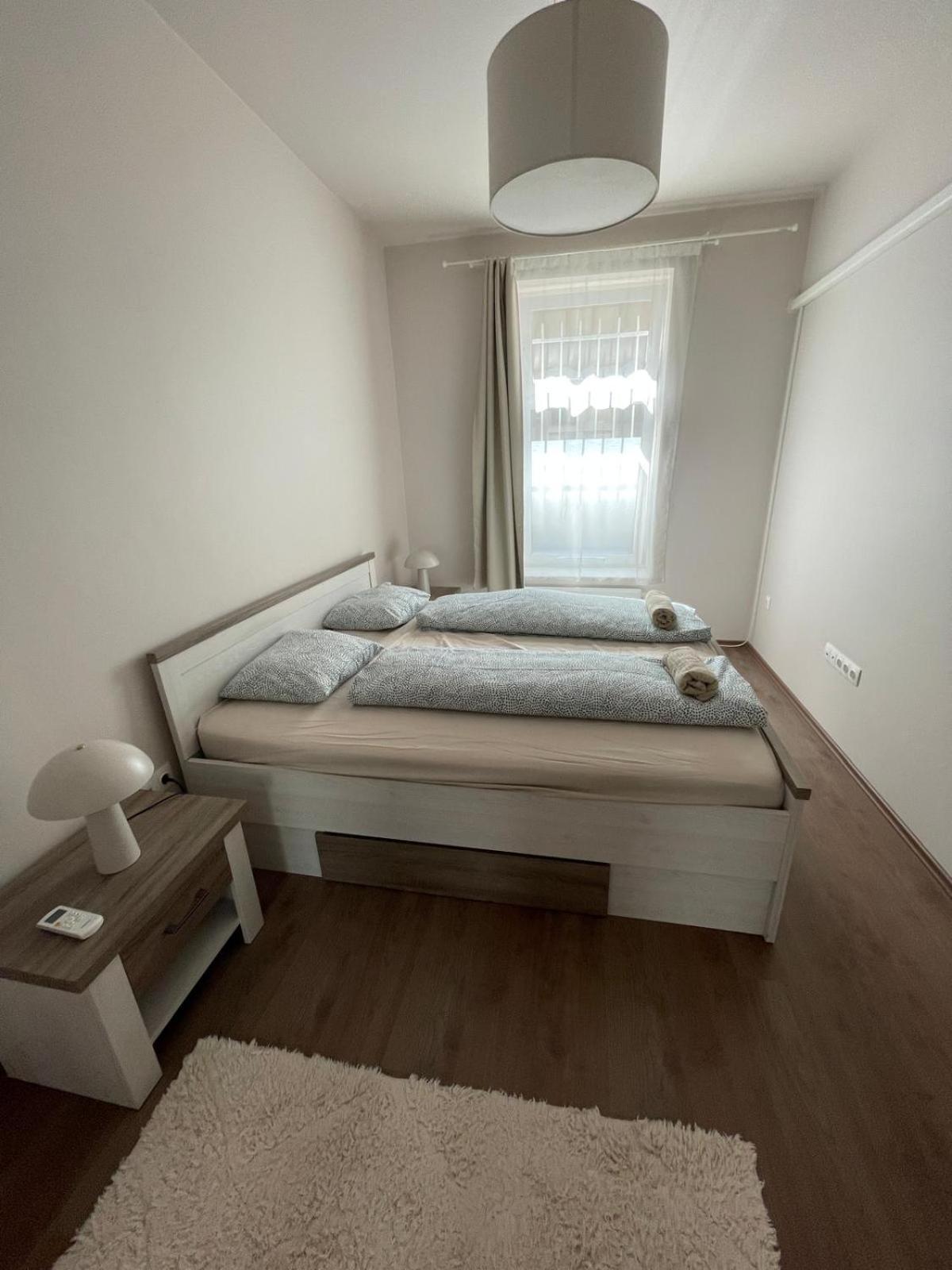 Freedom Apartment Near Parlament With Ac Budapest Esterno foto