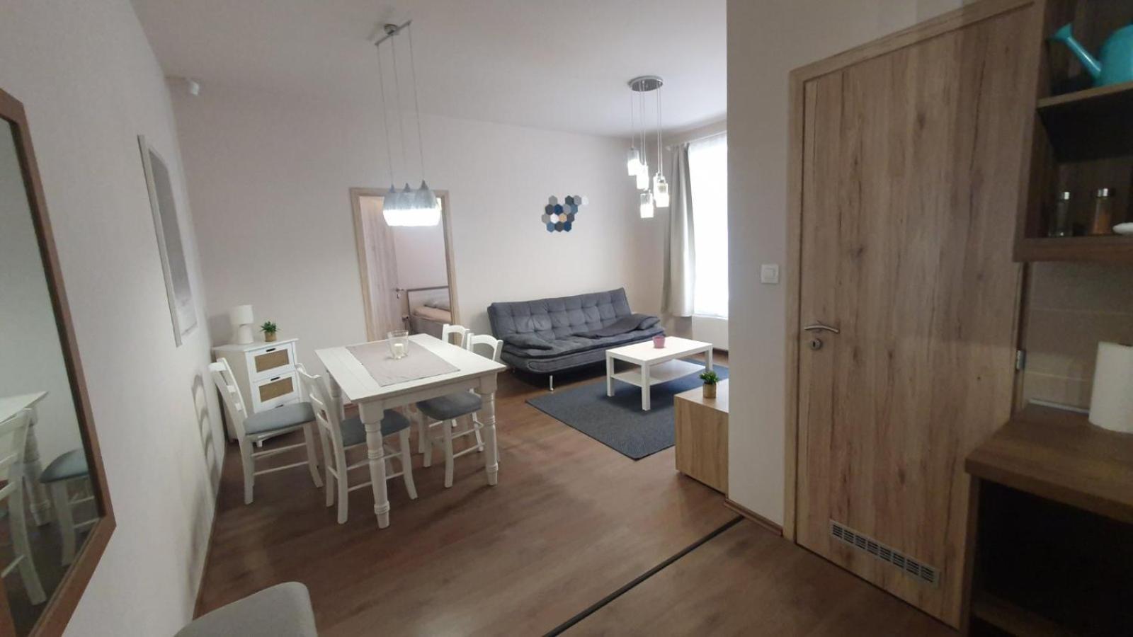 Freedom Apartment Near Parlament With Ac Budapest Esterno foto